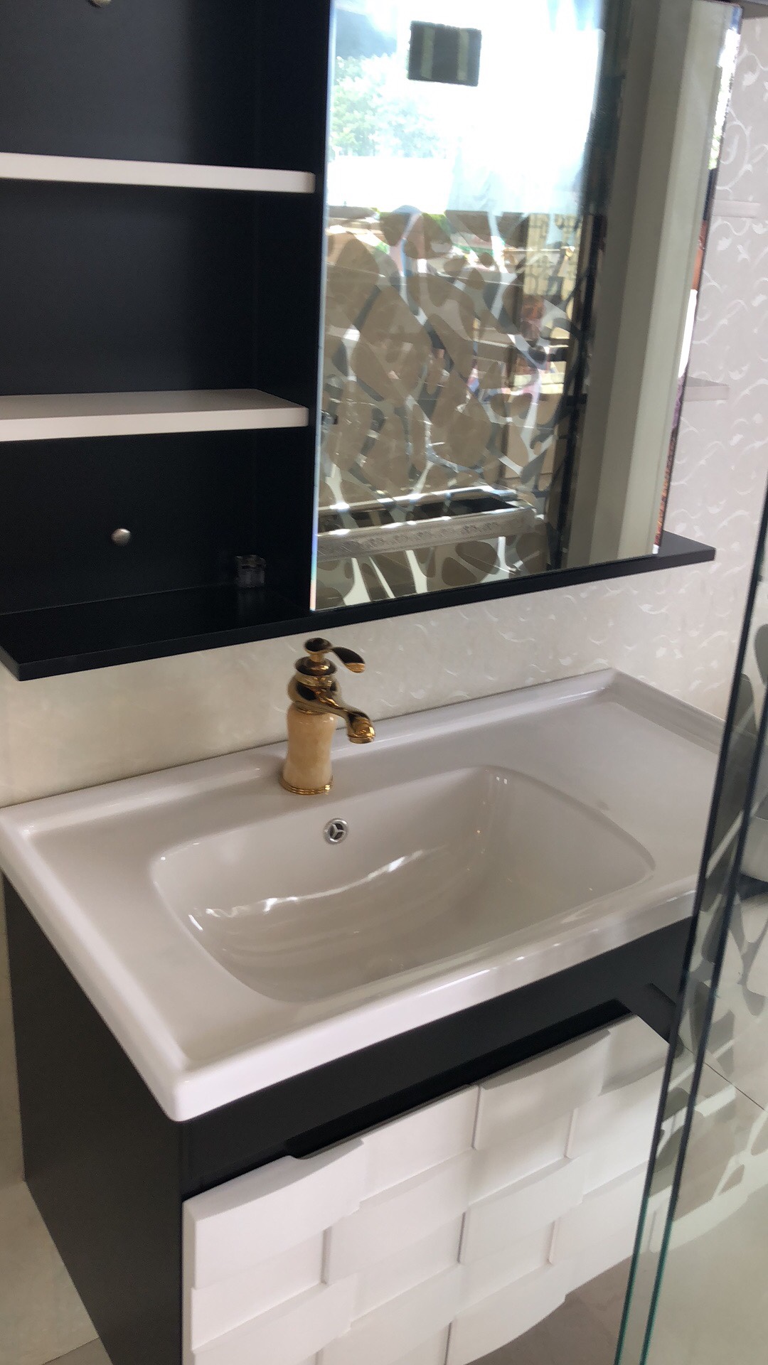 实体卫浴店