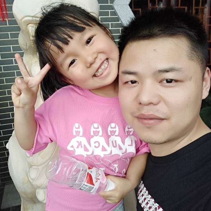 打孔木工