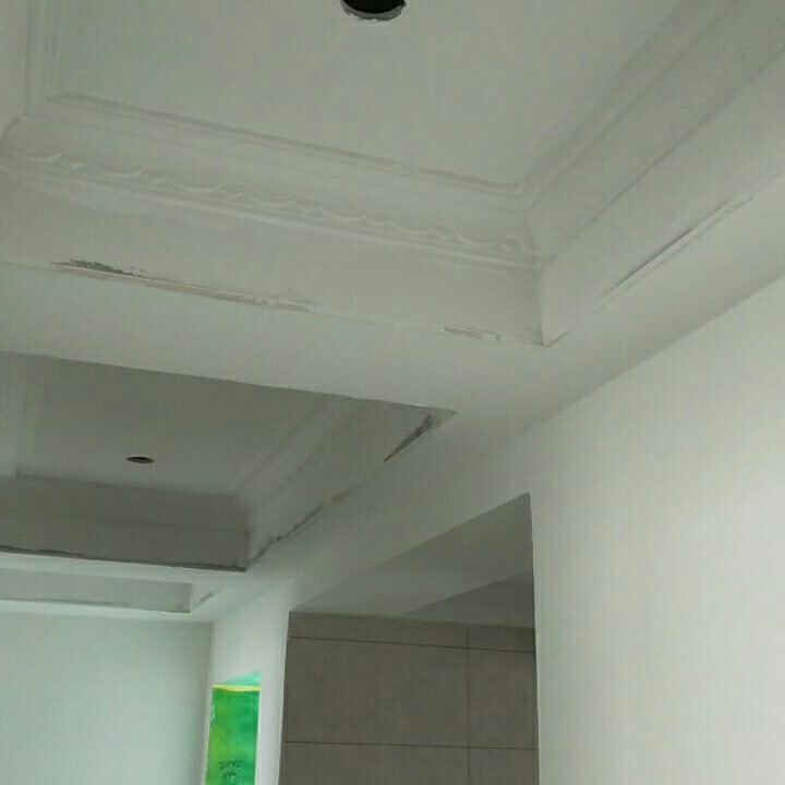 装修贴墙纸家装油漆工
