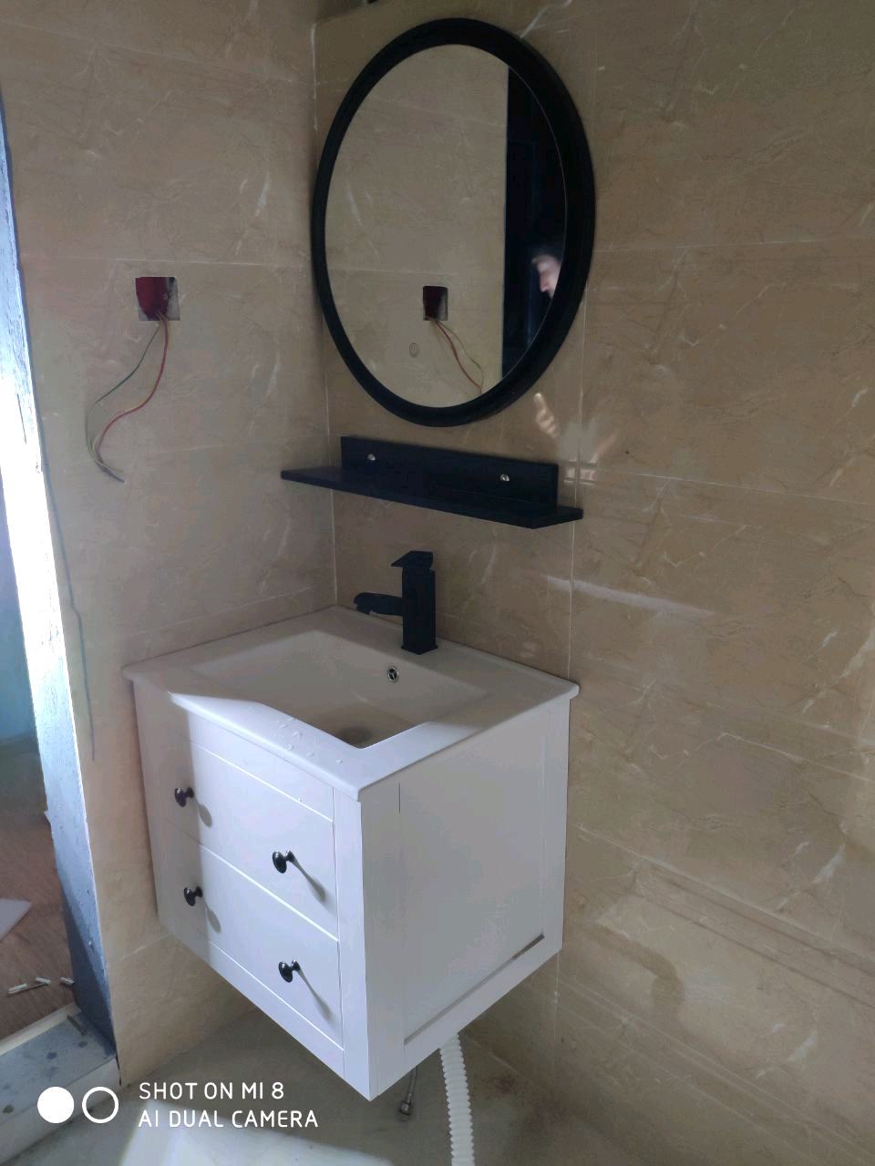 卫浴灯具安装卫浴灯具安装灯具卫浴安装