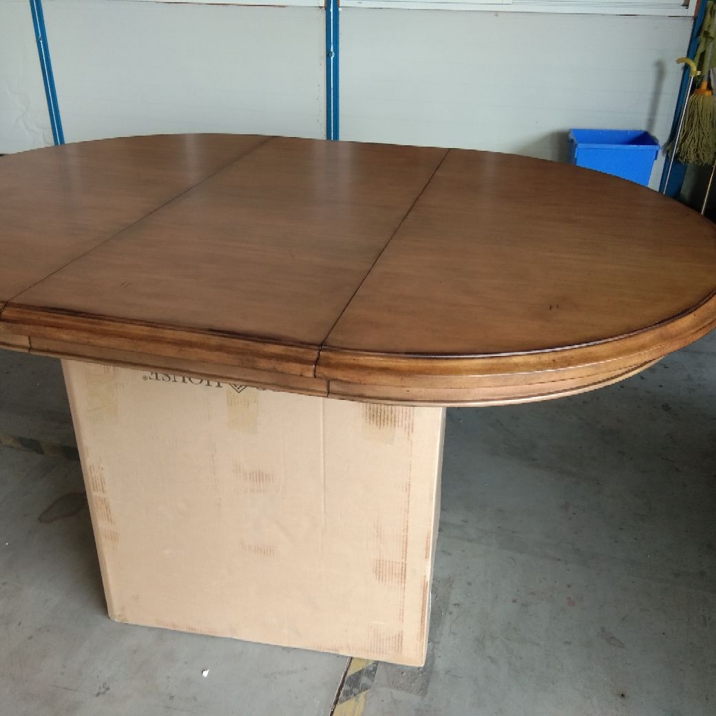 需要维修家具的联系我