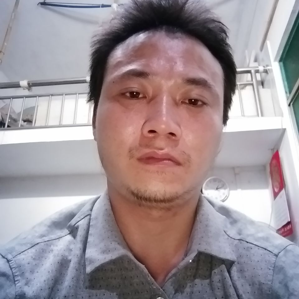 扇洃上油批墙油漆刮腻子