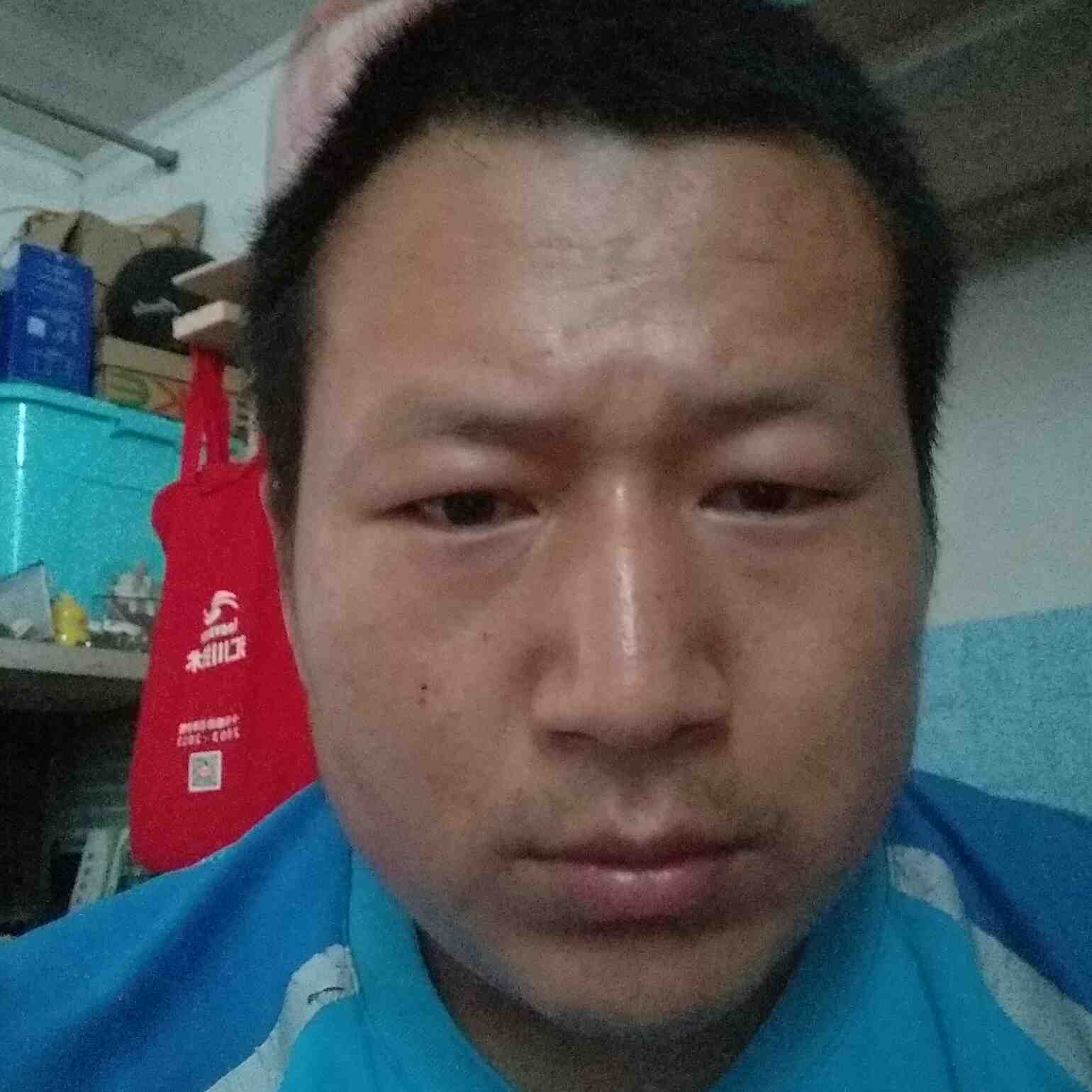 帮忙打杂