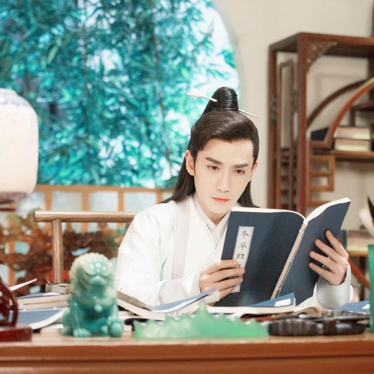 会装集成墙板，木工吊顶，需要的可以找我