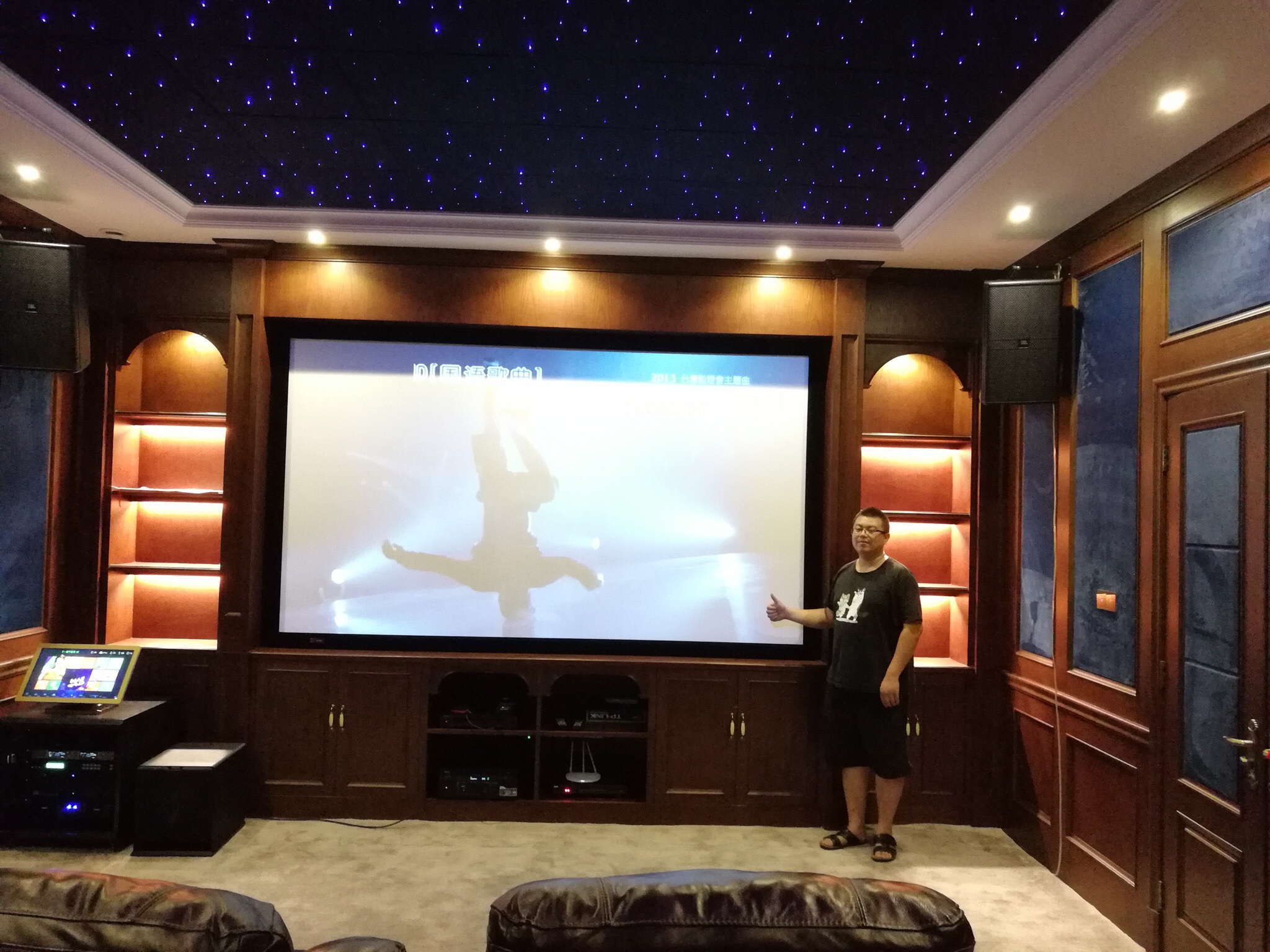 投影机音响投影机