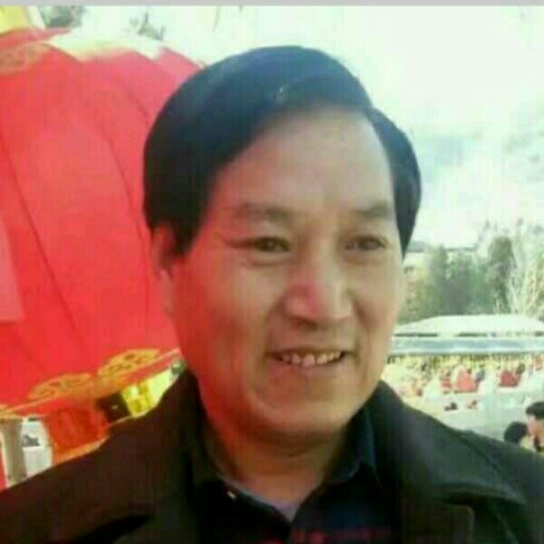 装修贴砖瓦工