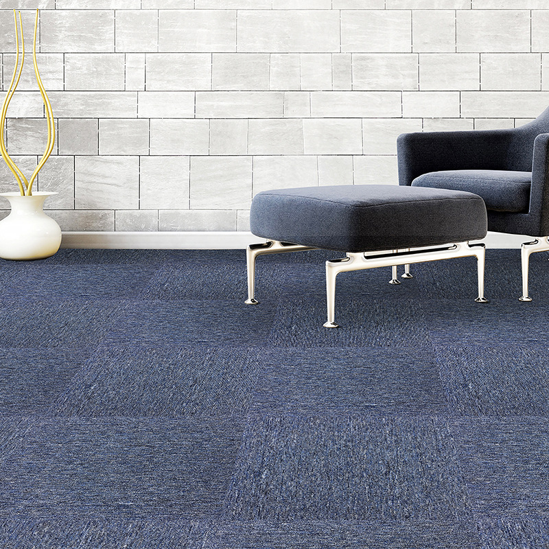 承接做办公室和居家地毯的，各种价格，各种各样的款式，价格实惠，办公地毯安装和批发，酒店地毯，楼梯地毯，客厅地毯，卧室地毯，木地板，户外地板，经营装修各种材料，欢迎大家合作，电话:17729753231