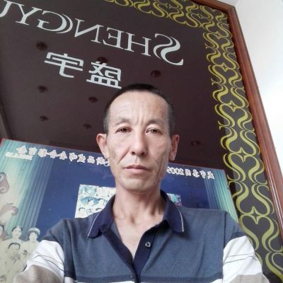 安装窗帘灯具