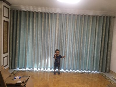 窗帘衣架安装
