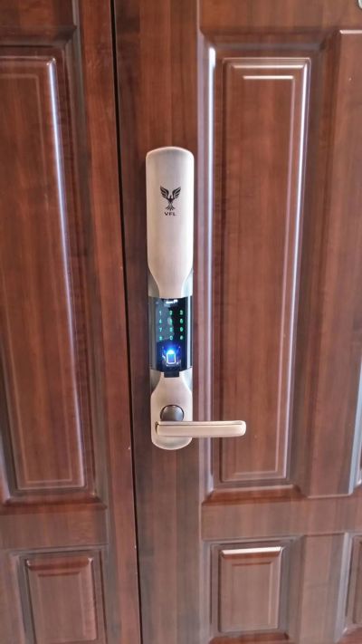 安装智能锁安装智能锁