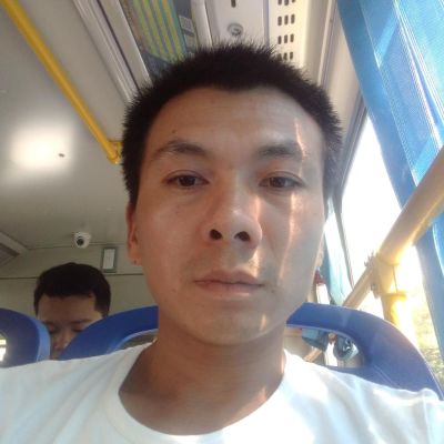 搬家贴墙纸