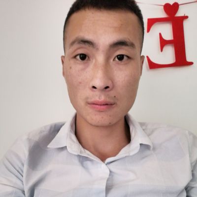 刮腻子