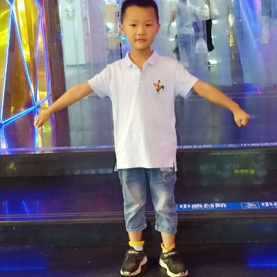 摇臂钻工