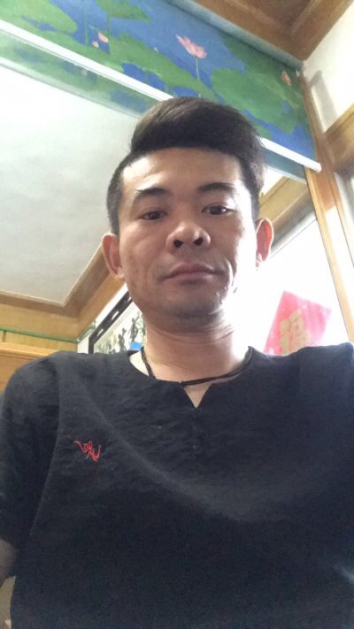 窗帘安装灯具安装美缝贴墙布大小字画安装