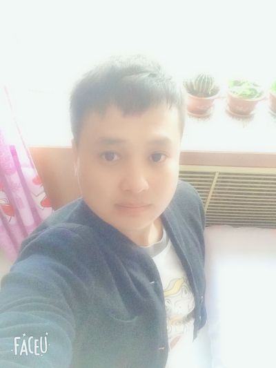 专业电工
电器安装、工厂设备配盘、变频器、软启动安装调试、家装线路改造维修、灯具、插座、闭火、安装监控。