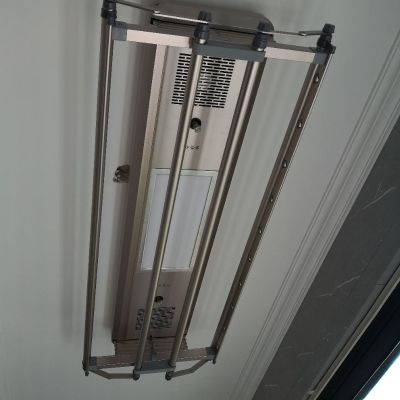 衣架灯具安装