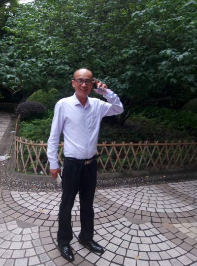 卫具安装专业安装安装灯具