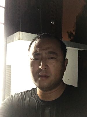 安装灯