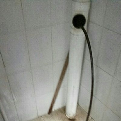 疏通管道开孔