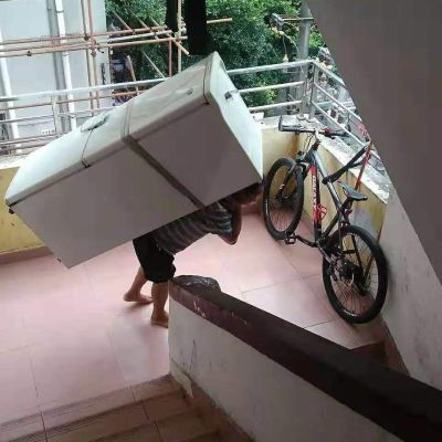 搬家搬迁就找我们，专业搬家团队