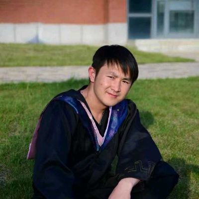 专业安装各种柜类家具和吊顶，有需要的朋友联系我，13116462784