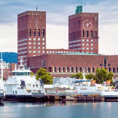 有需要做门窗的老板可以联系我，手机13755187501