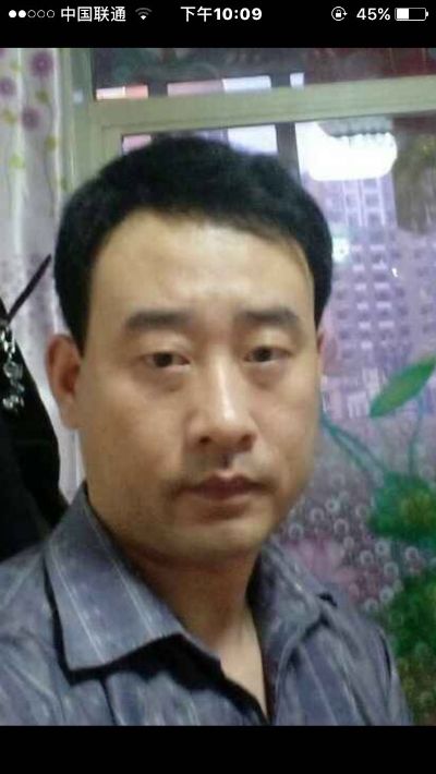 龙兴广告白钢
