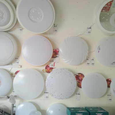 专业水电安装安装卫浴灯具