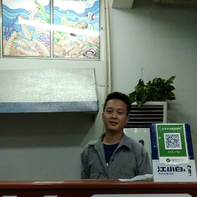 灯具安装维修