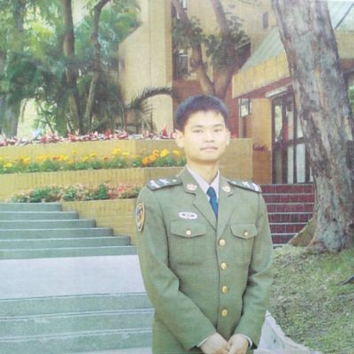 顾客们同行们各位好发大财。