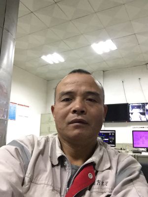 安装卫浴灯具