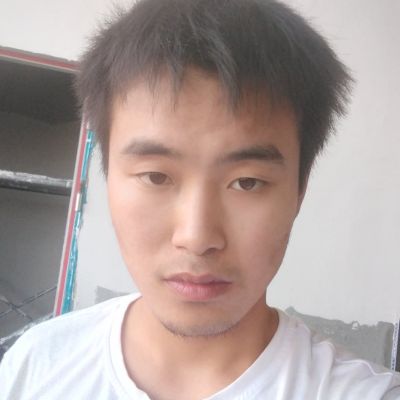 油漆刮腻子