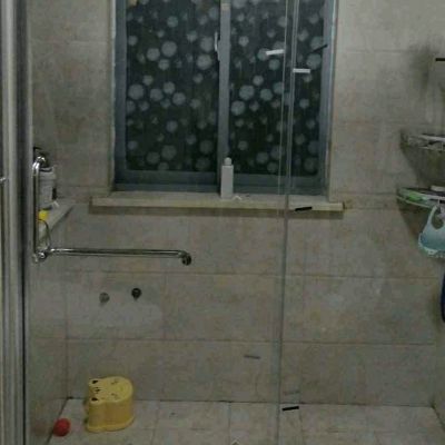 卫浴衣架灯具