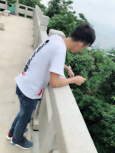 铝合金门窗铝合金门窗