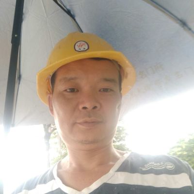 木工油漆扇灰木工油漆批灰瓷片修复