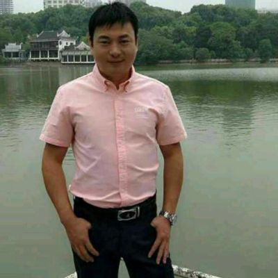 按装卫浴灯具