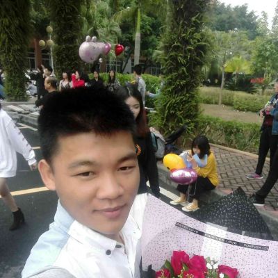 从事软件开发，数据库系统，上位机，手机APP，PLC编程三菱/西门子，触触屏，电气设计、在物流立体库，超声波清洗机十几年行业经验！