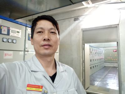 家电厨具维修自动化控制高低压电工灯具安装布线