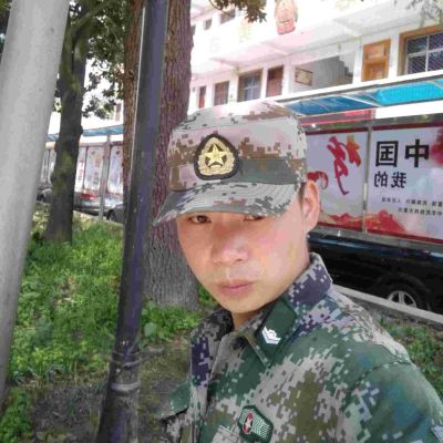 净水器安装垃圾清理净水器家电行业
