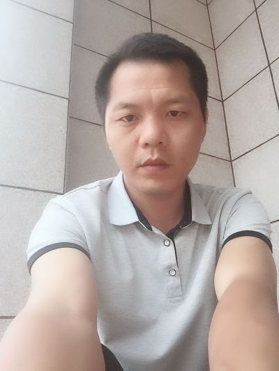 客厅灯具安装
