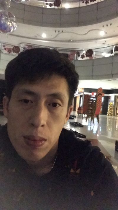 专业地板安装