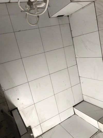 瓷砖扇灰吊顶