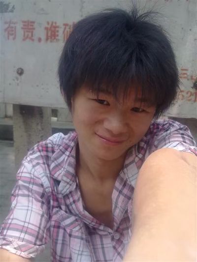 贴瓷砖