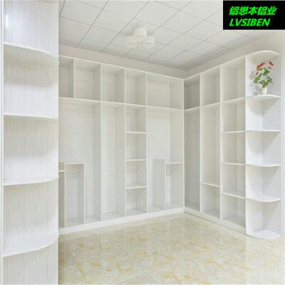 家具安装公共卫生间隔水电安装