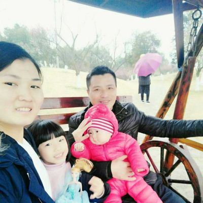 刮灰油漆喷漆