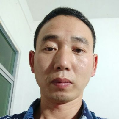 安装门及家具木工