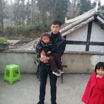 装修工装修油漆