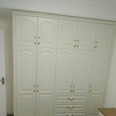 青岛晟悅家具有限公司为你服务，让你满意是我们的目标。晟悅家具专业安装各种各样板式家具。各种韩式家具，法式家具，欧式家具。沙发，床，茶几，电视柜，办公家具。物流提货，上楼，安装推拉门加定制推拉门，搬家家具拆装。运输。红木家具打蜡护理，甲醛检测清理服务。定制全屋家具。定制办公家具，有需要的亲请联系我们吧。15066192340。感谢为你服务是我的荣幸！