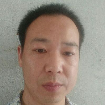 泥工贴砖专业贴砖