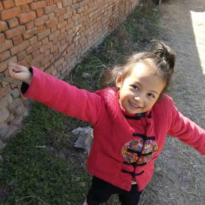 装修房子好的材料之外就是人工，师傅的施工工艺，不然再好的房子，再好的材料，再好的设计全白搭！